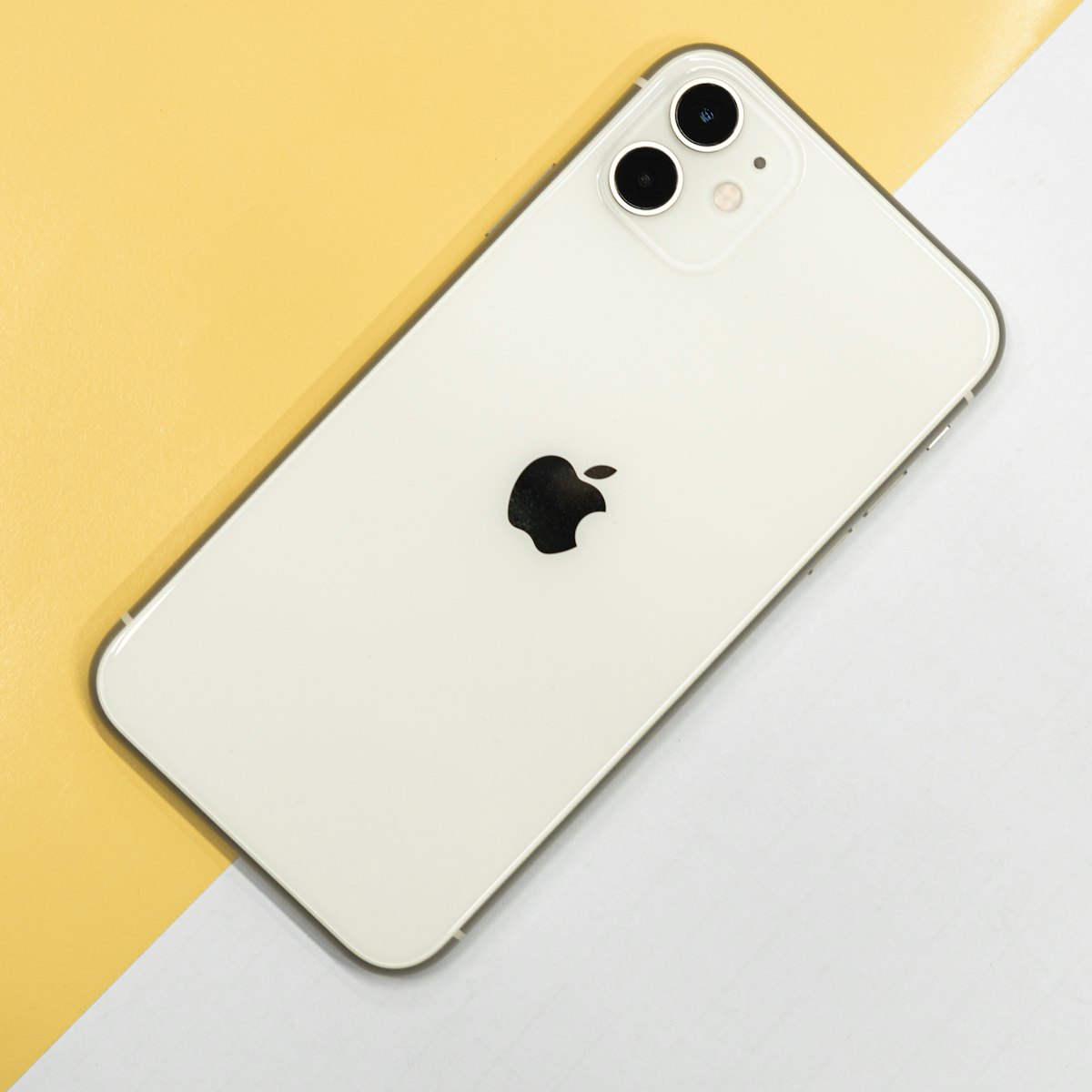 iPhone 12 mini — foto do aparelho